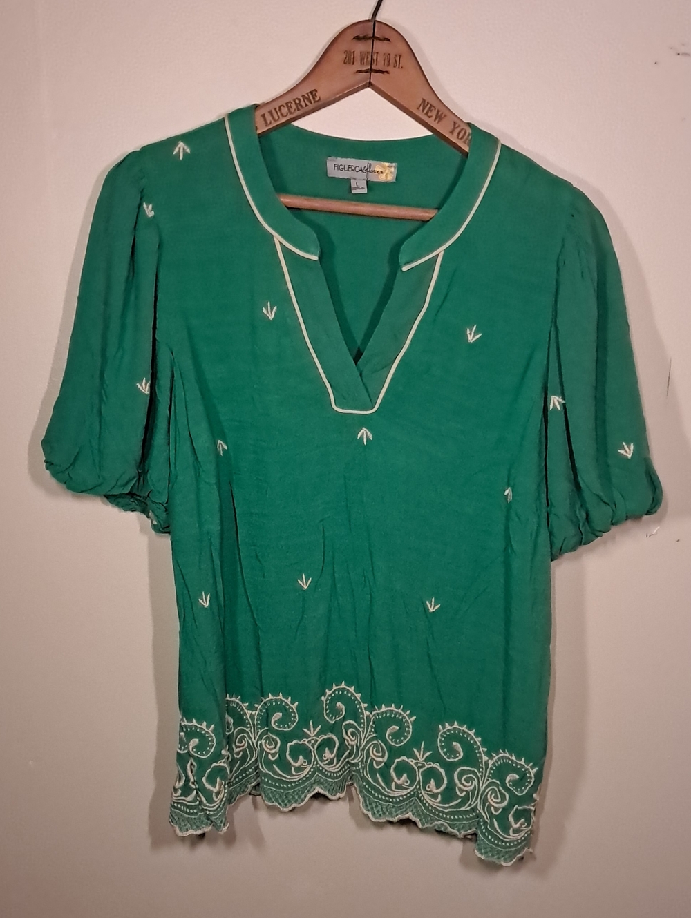Figeuroa & Flower Green Embroidered Boho Women's split neck puff sleeve Top